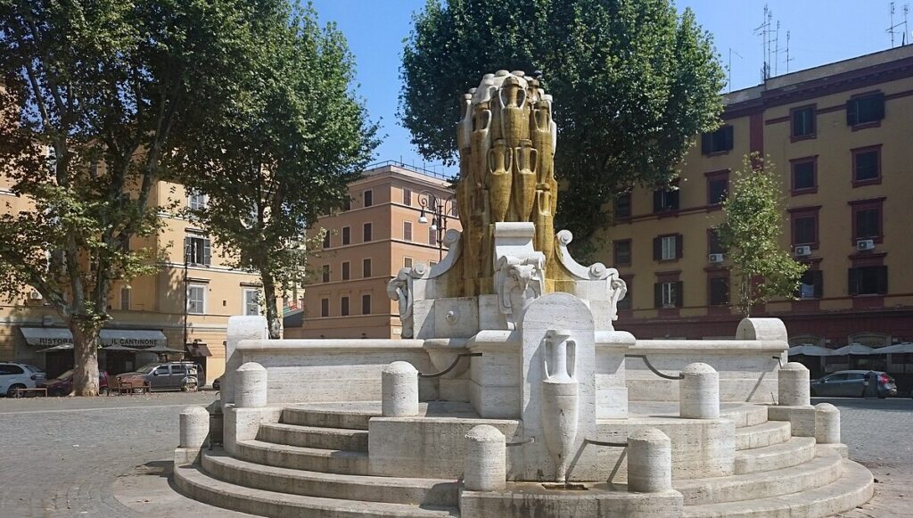 Fontana-delle-Anfore.jpg