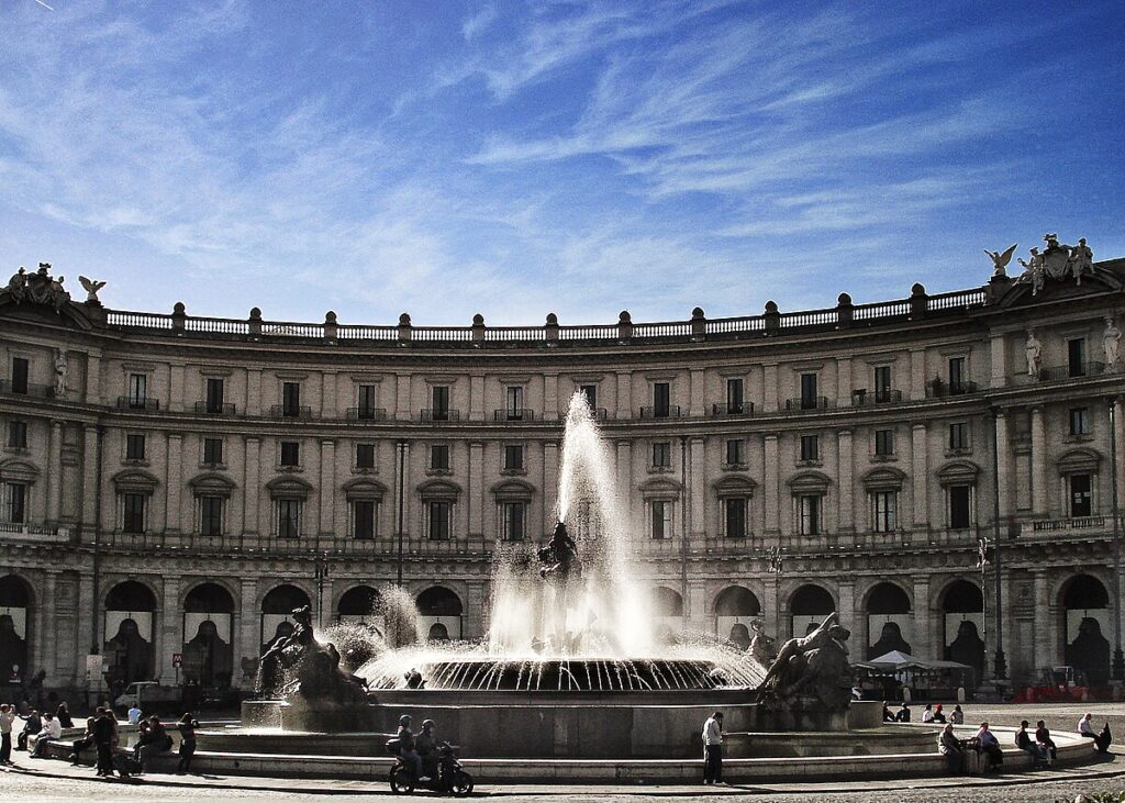 Fontana-delle-Naiadi.jpg