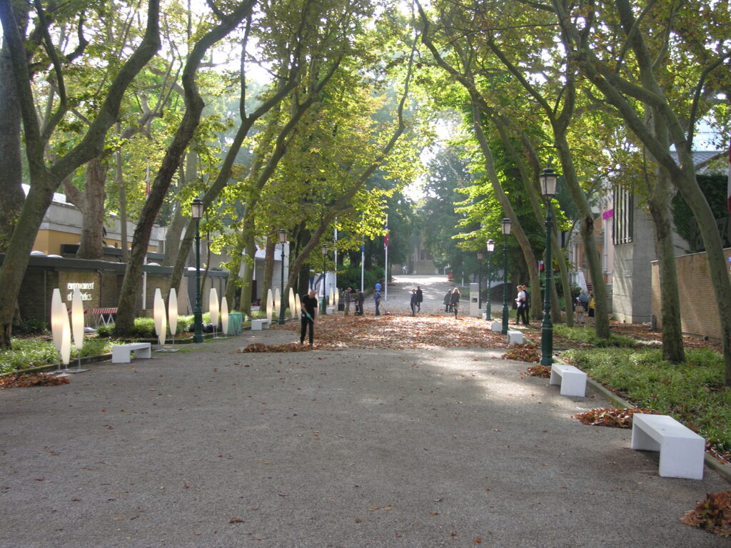 A Bienal de Veneza - Jardins da Bienal "A"