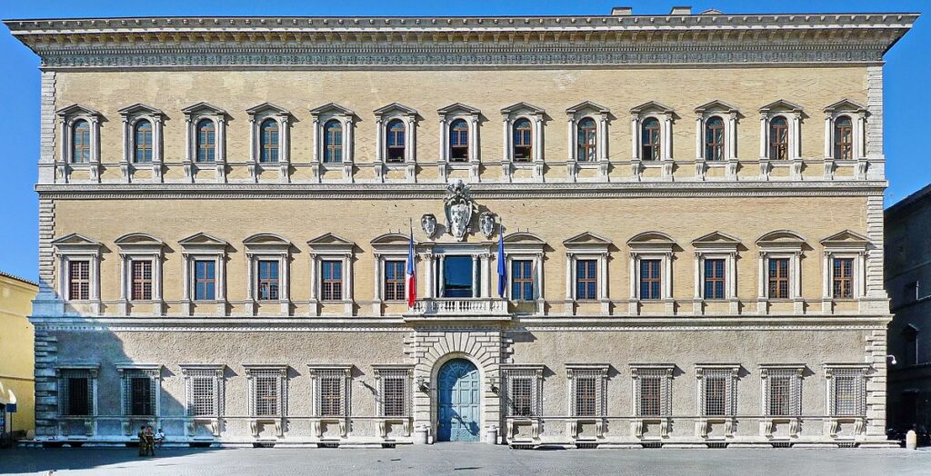 Palazzo-Farnese.jpg