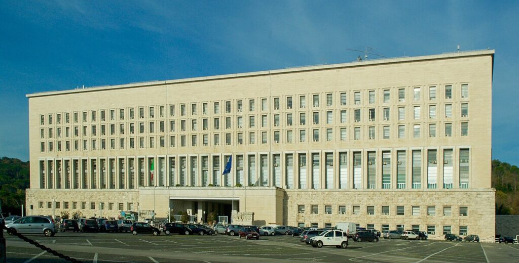 Palazzo-della-Farnesina.jpg
