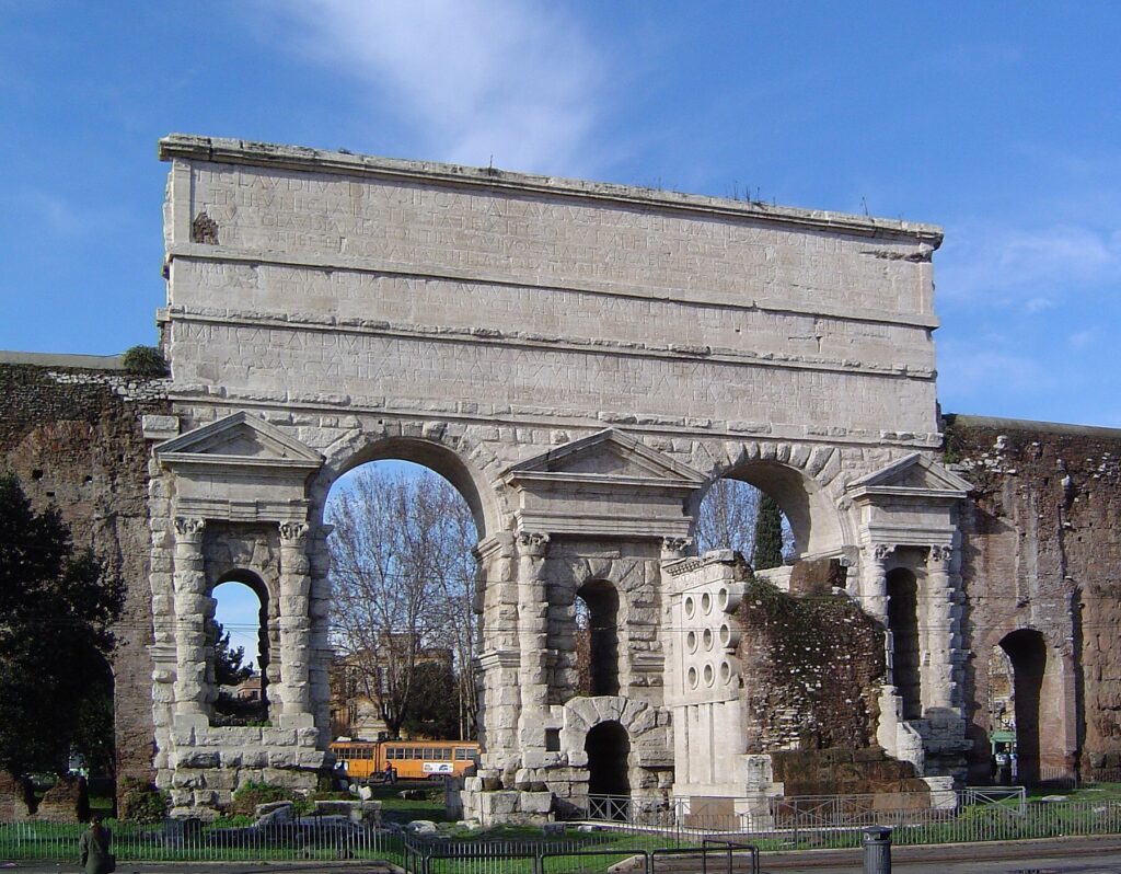 Porta-Maggiore.jpg