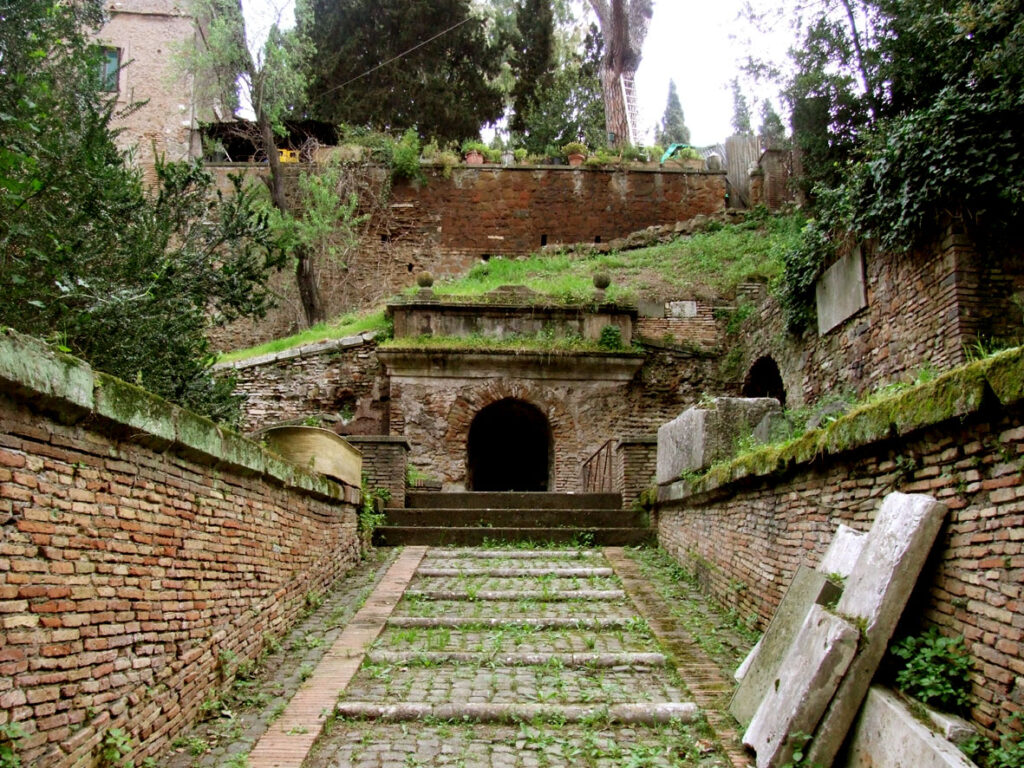 Sepolcro-degli-Scipioni.jpg