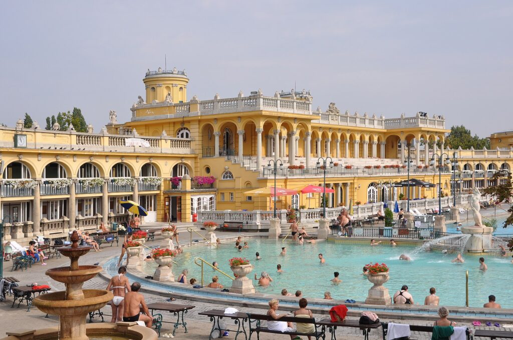 Banhos Termais Széchenyi