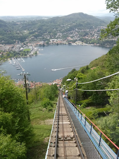 Funicolare Como–Brunate-Como