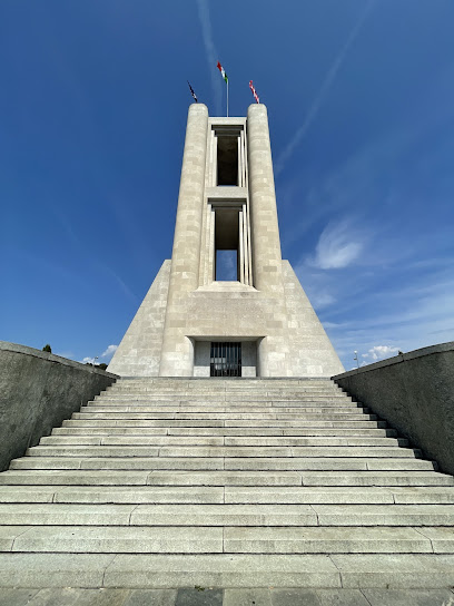 Monumento ai Caduti-Como