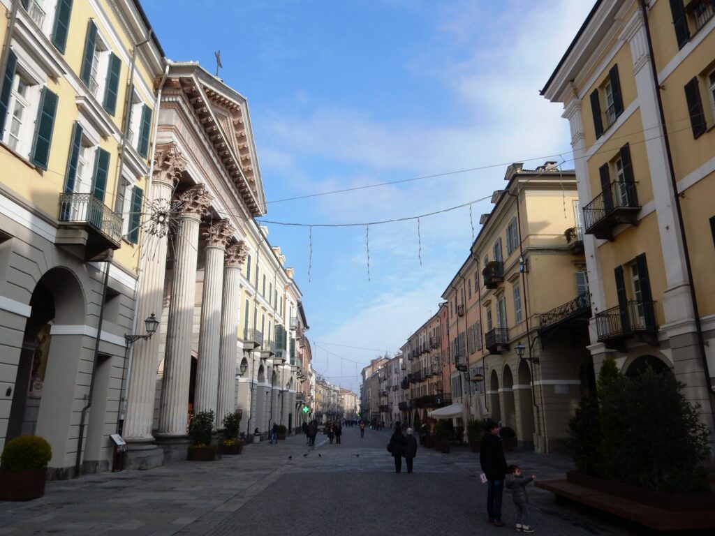 Place Saint-Sébastien – Cuneo